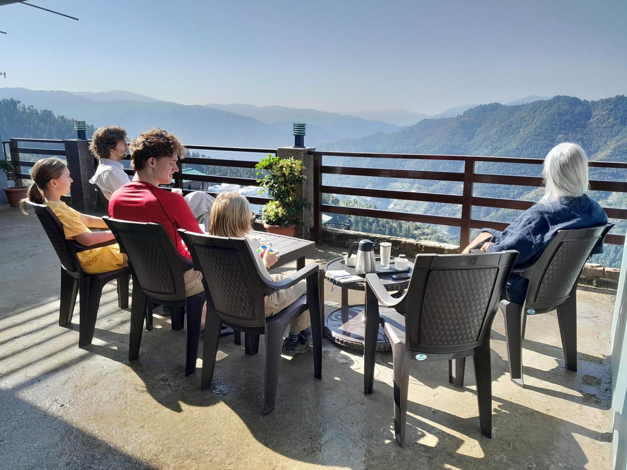 Mountain And Peace Apartment Shimla Exterior photo