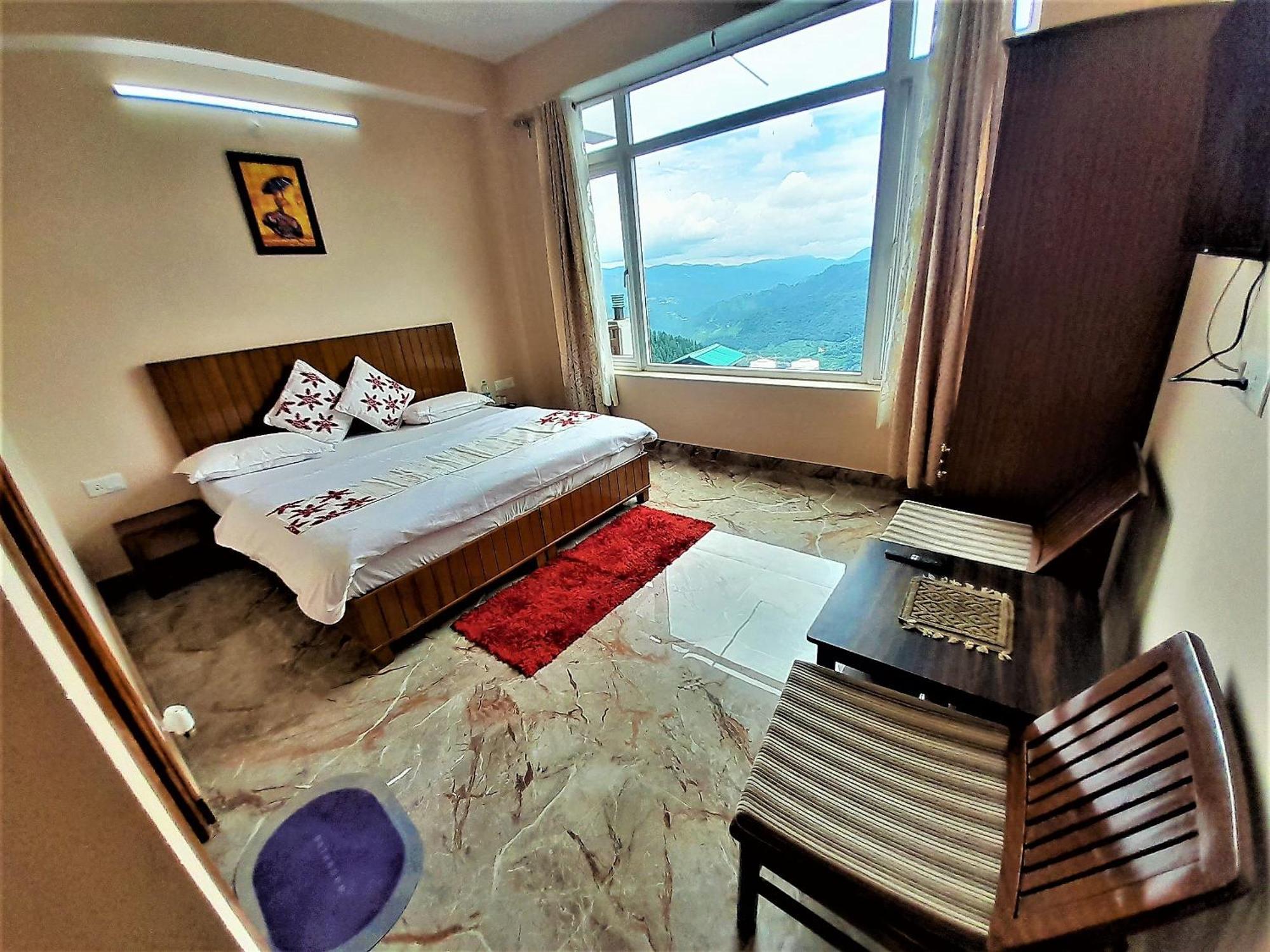 Mountain And Peace Apartment Shimla Exterior photo