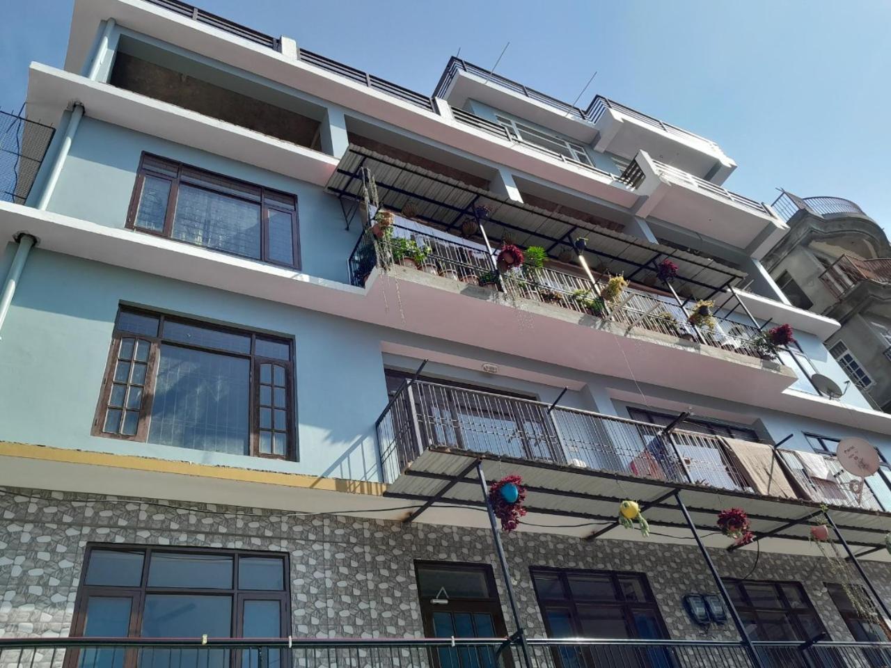 Mountain And Peace Apartment Shimla Exterior photo