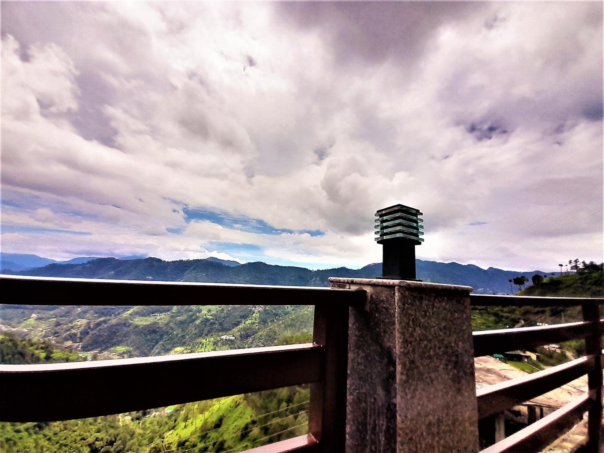 Mountain And Peace Apartment Shimla Exterior photo