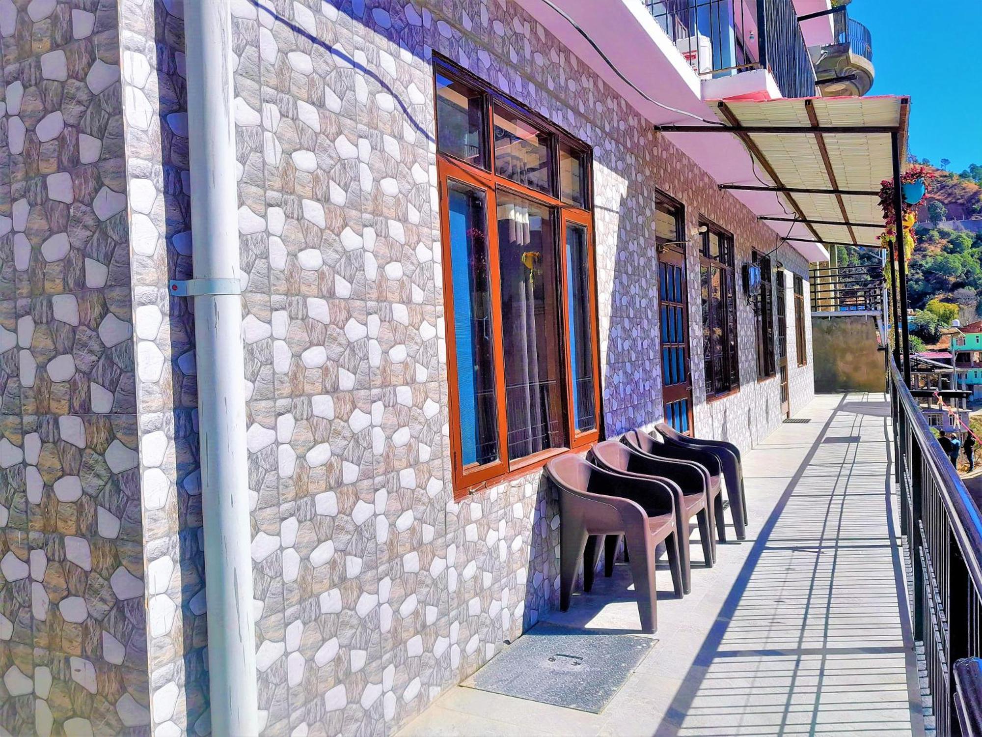 Mountain And Peace Apartment Shimla Exterior photo