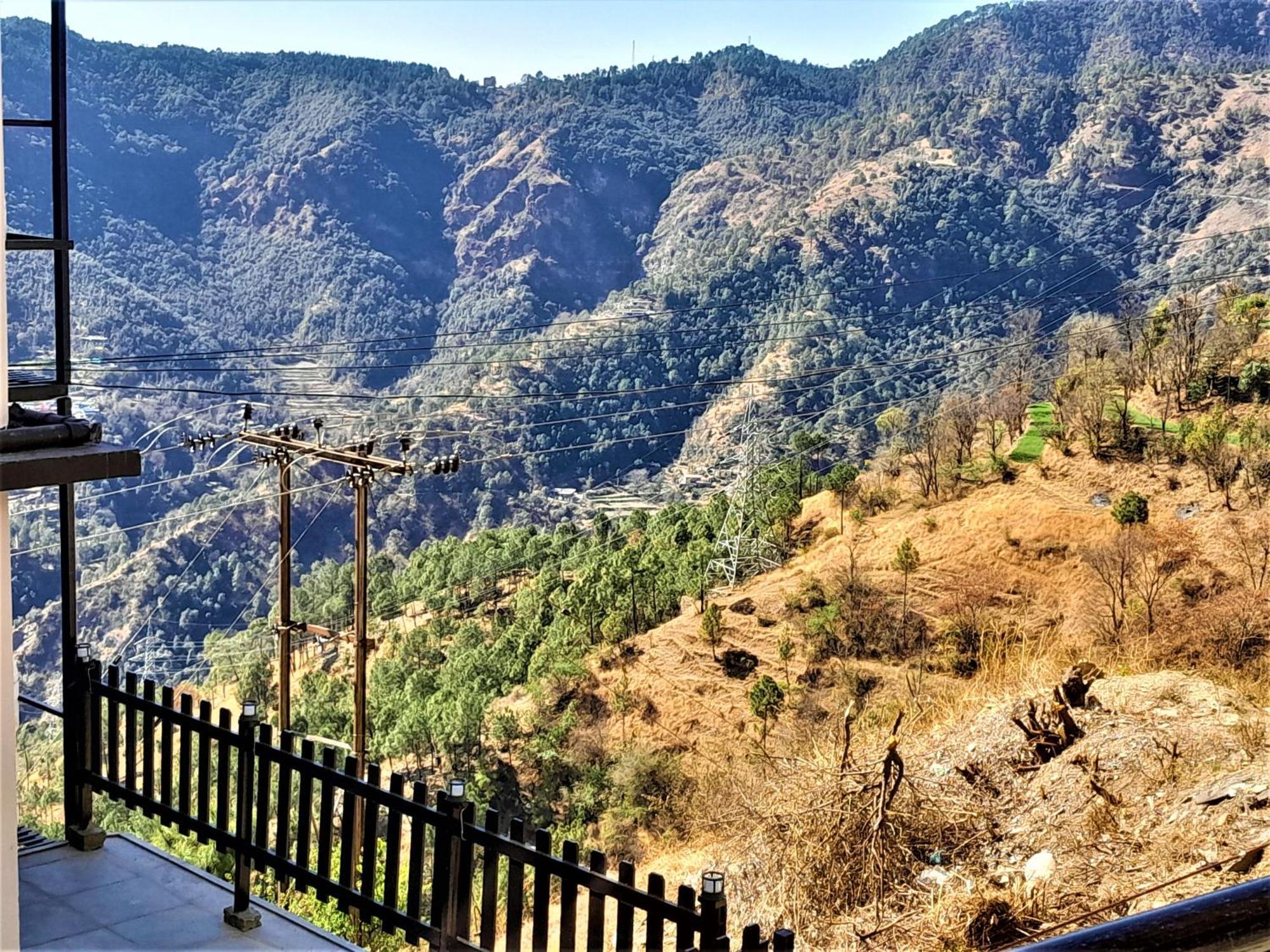 Mountain And Peace Apartment Shimla Exterior photo