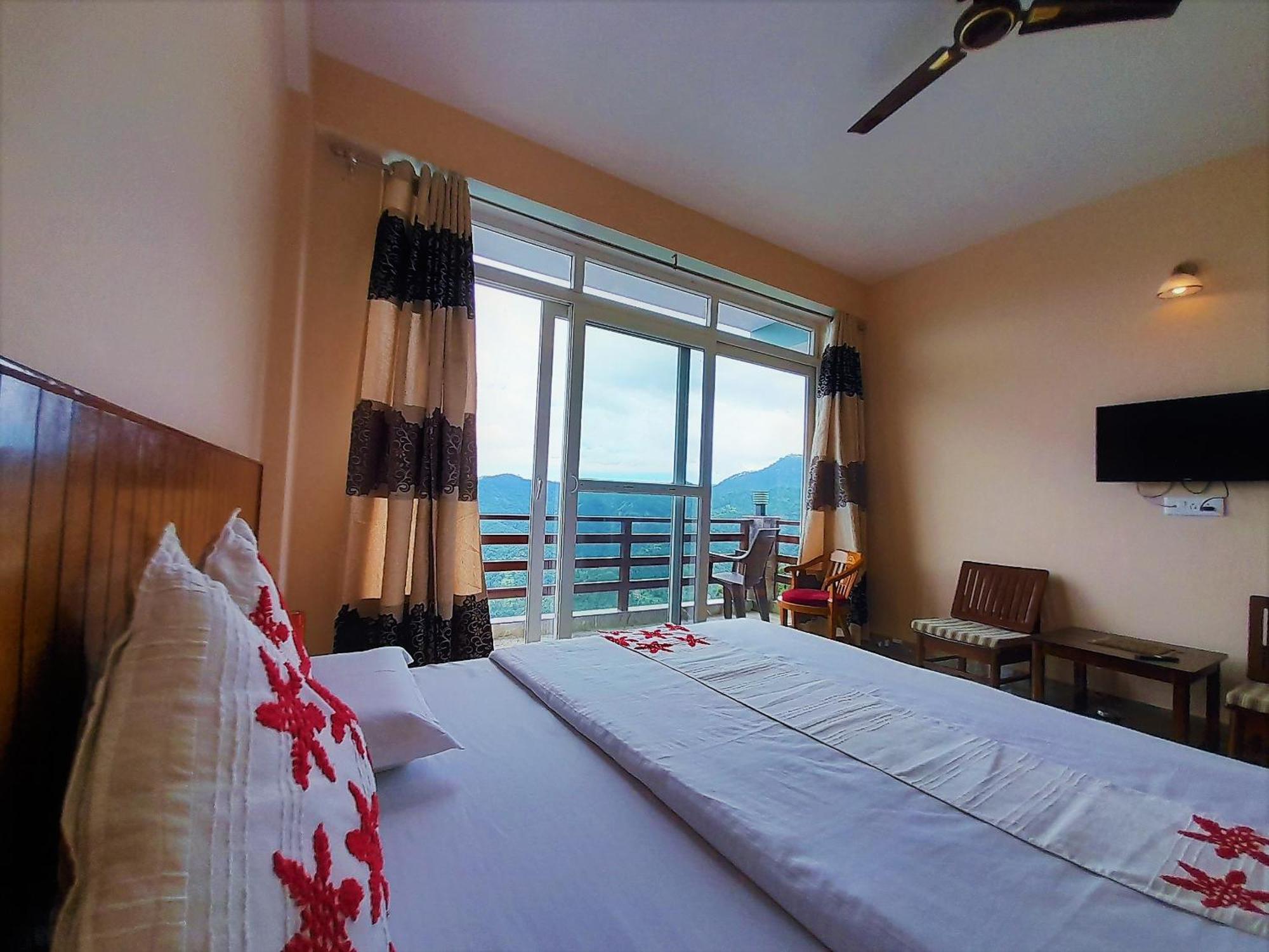 Mountain And Peace Apartment Shimla Exterior photo