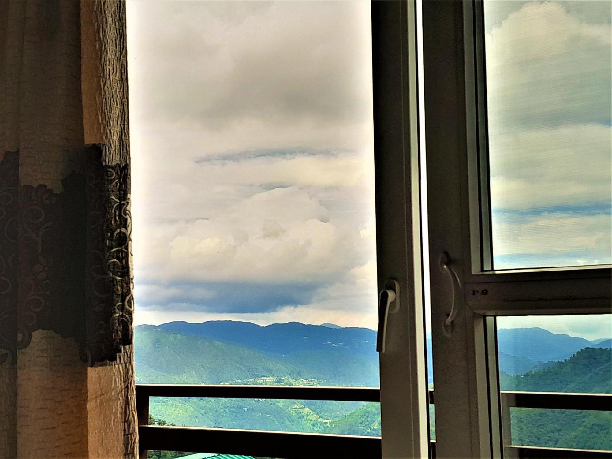 Mountain And Peace Apartment Shimla Exterior photo