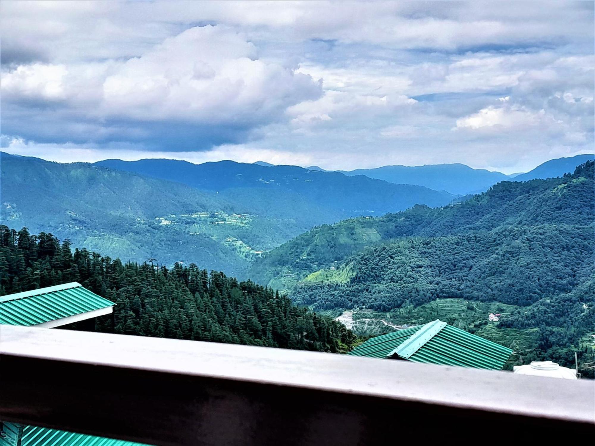 Mountain And Peace Apartment Shimla Exterior photo